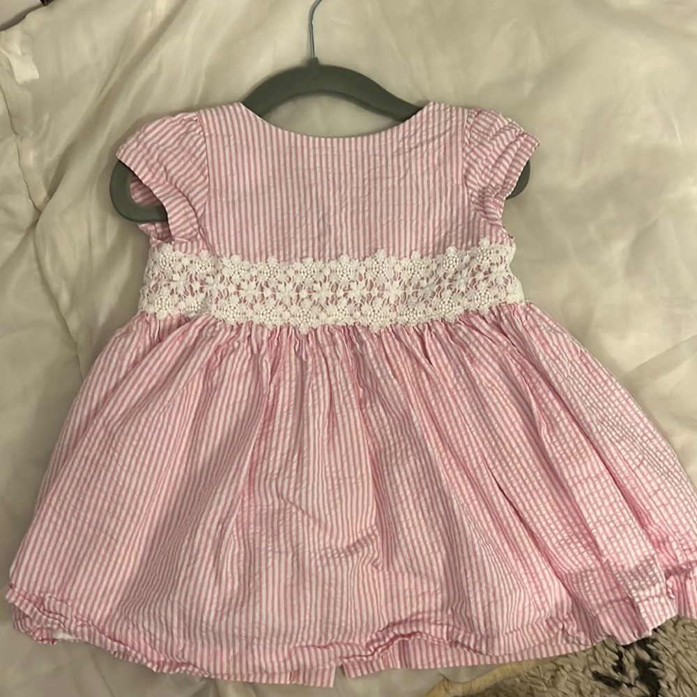 Ralph Lauren pink sear sucker with attached crochet white belt
